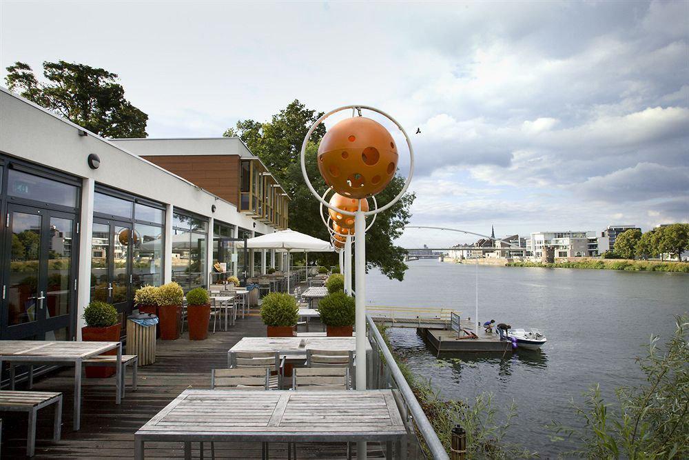 Stayokay Hostel Maastricht Exterior foto